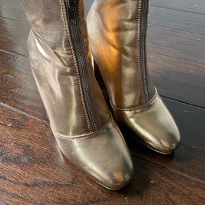 Wild Diva Rose Gold Boots Size 7